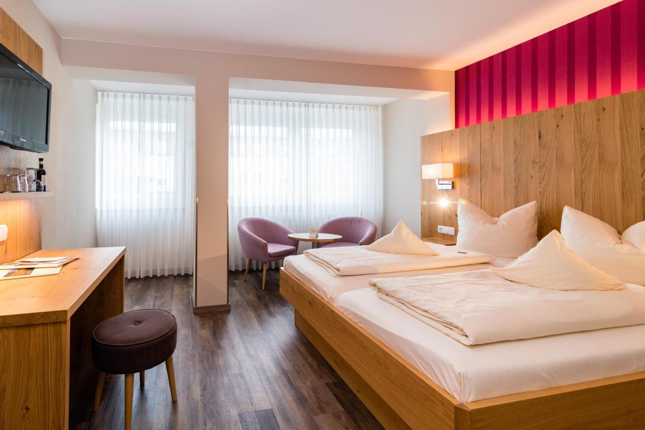 Hotel & Gasthof Richard Held Regensburg Exteriör bild